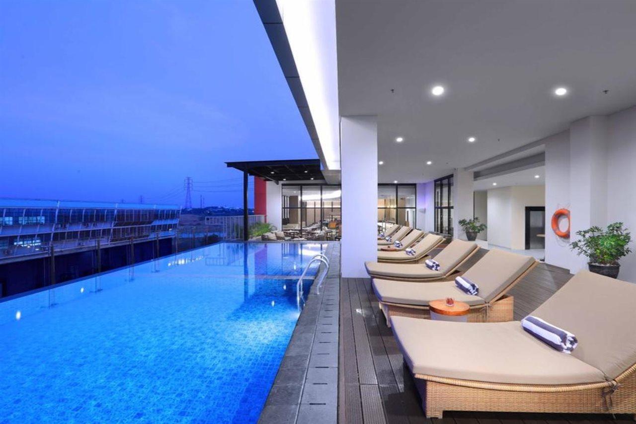 Quest Prime Cikarang By Aston Hotel Bekasi Eksteriør billede
