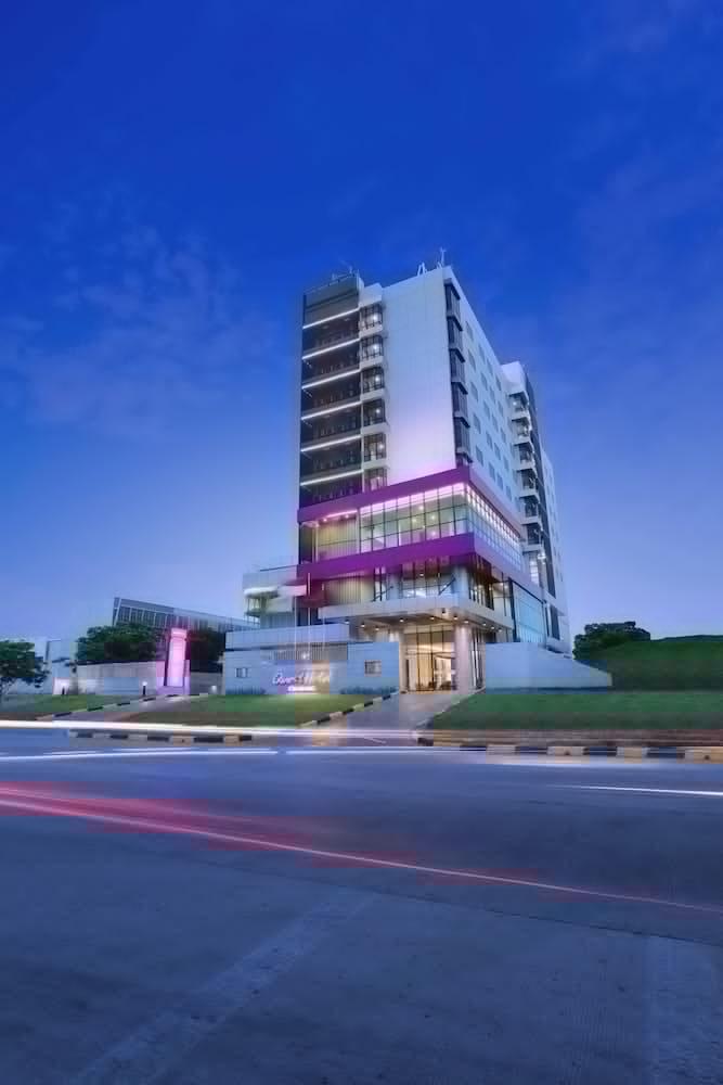 Quest Prime Cikarang By Aston Hotel Bekasi Eksteriør billede