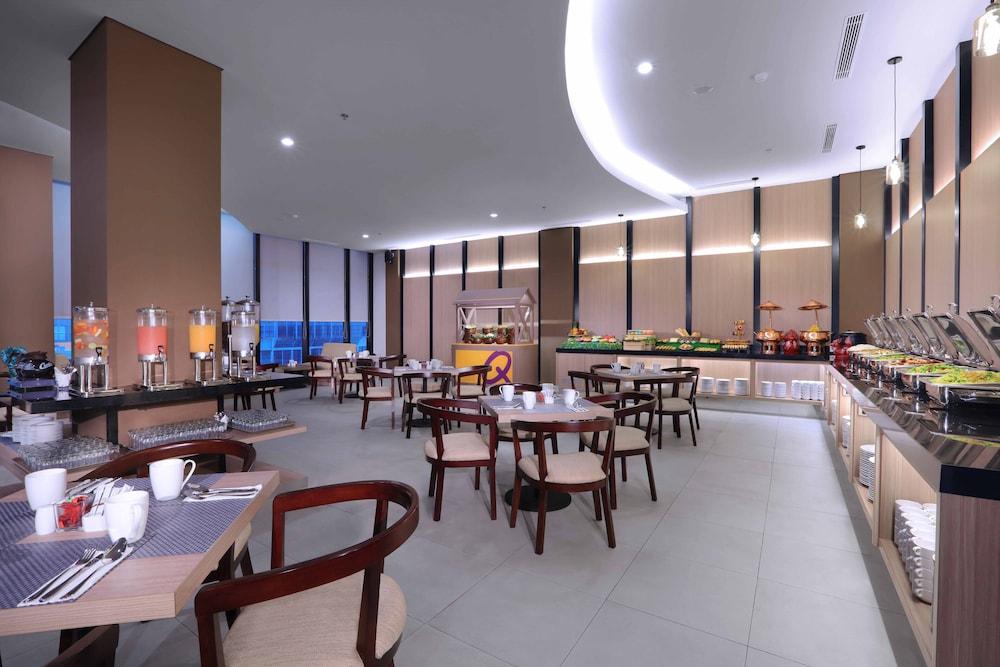 Quest Prime Cikarang By Aston Hotel Bekasi Eksteriør billede