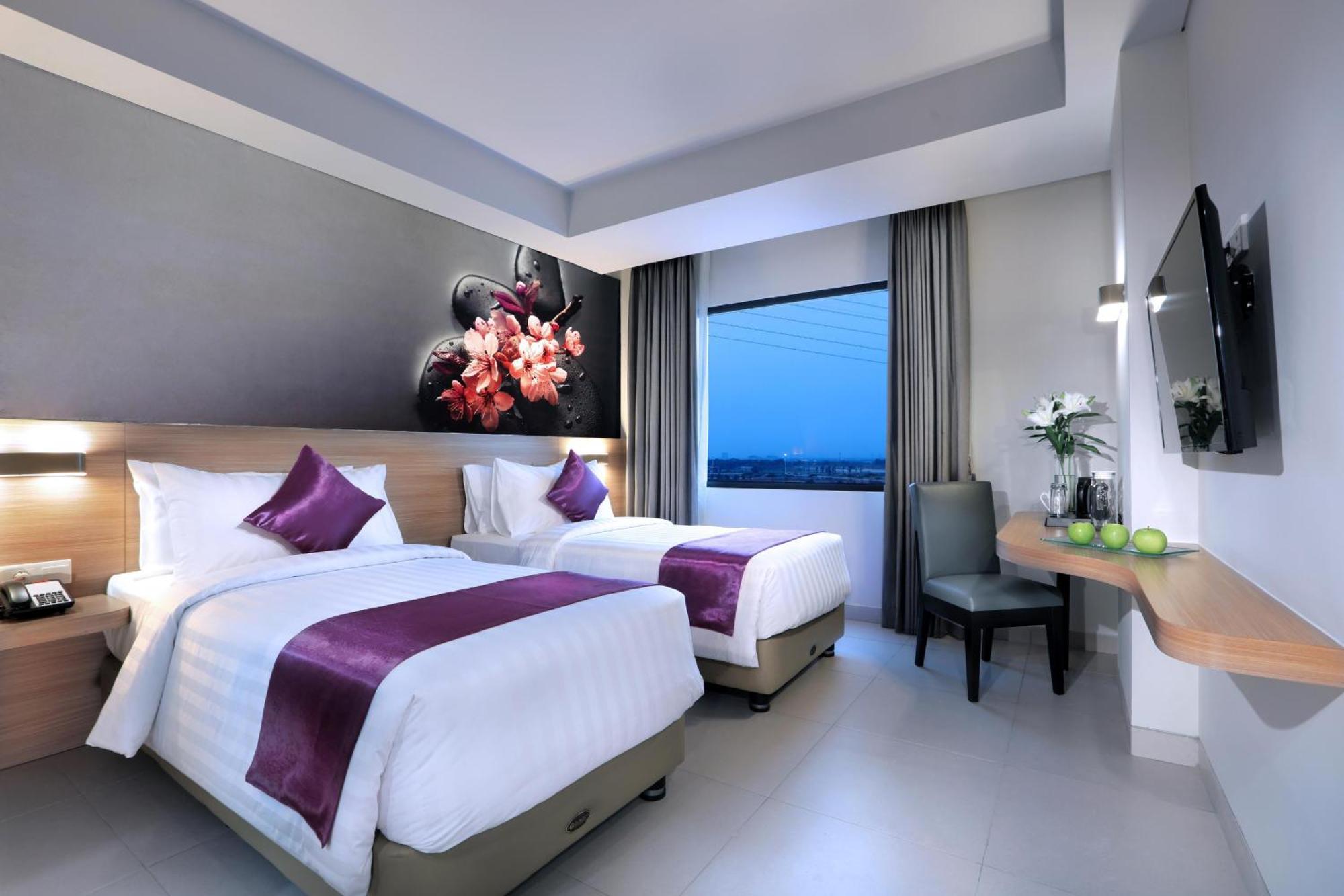 Quest Prime Cikarang By Aston Hotel Bekasi Eksteriør billede