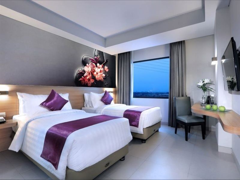 Quest Prime Cikarang By Aston Hotel Bekasi Eksteriør billede